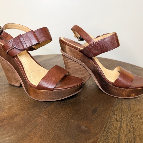 Frye Alessandra Belt Sling Platform Heeled Sandals - Picture 2 of 6
